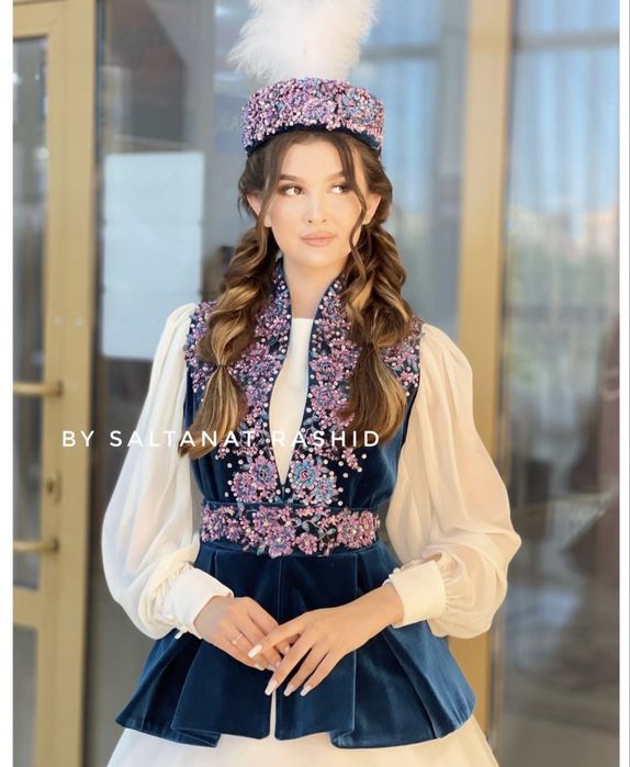 Камзол дизайнерская ! Размер 44