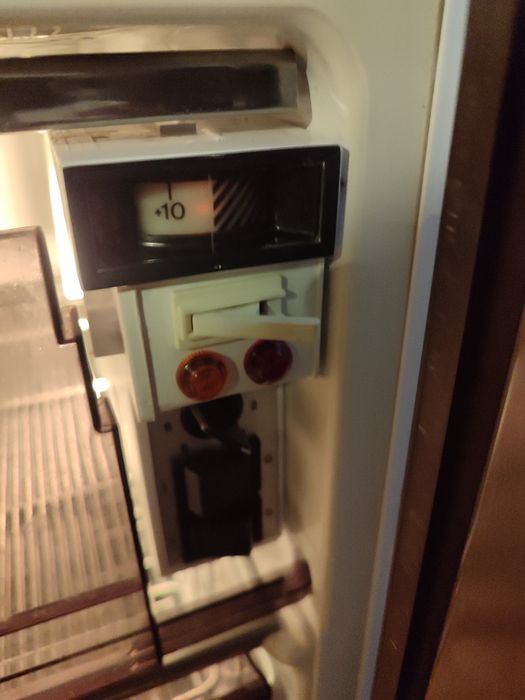 Фризер Electrolux