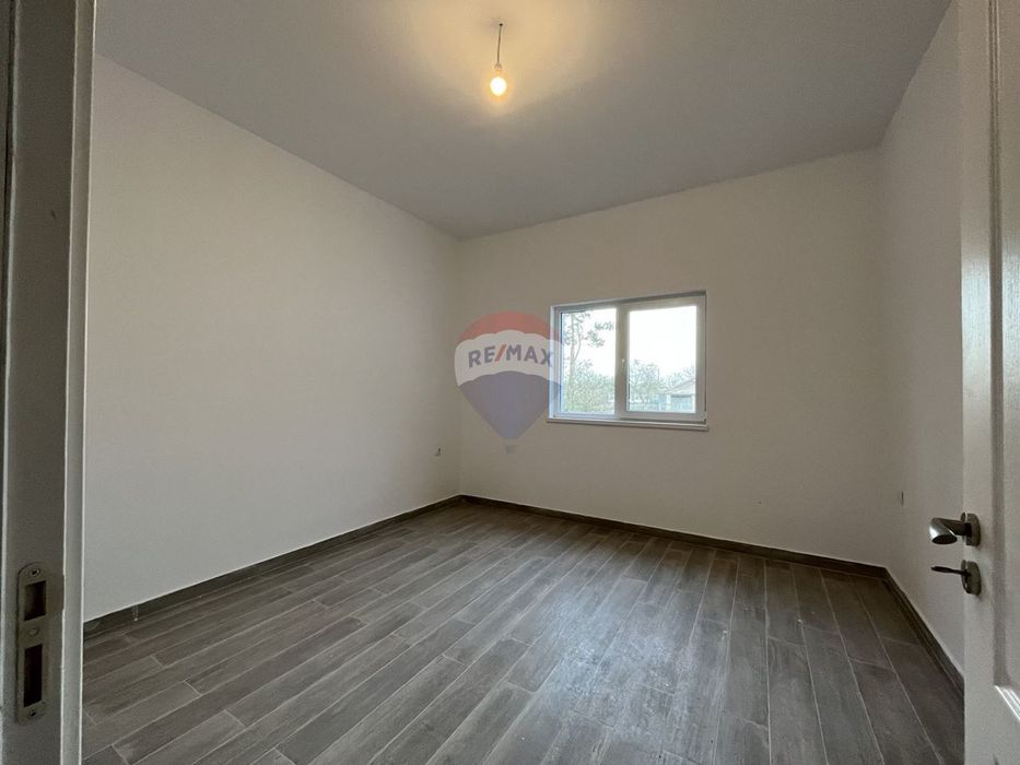 Продава се Къща в с. Сенокос, Област Добрич - 180 кв.м за 850 €/кв.м - Снимка #8