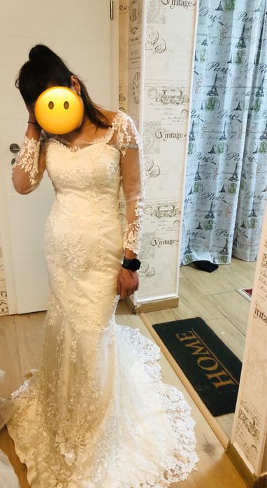 Vând rochie de mireasa tip sirena