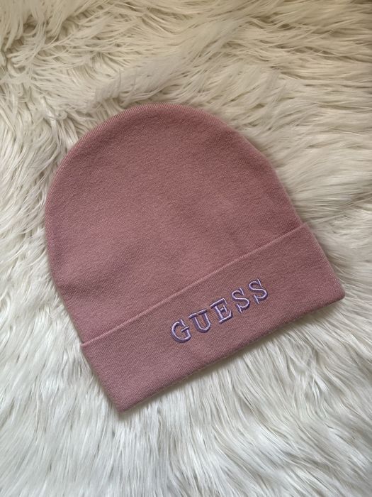 Оригинална шапка guess