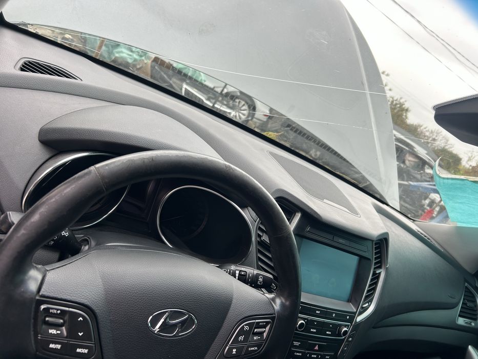 Aripă stanga spate Hyundai Santa Fe 2016