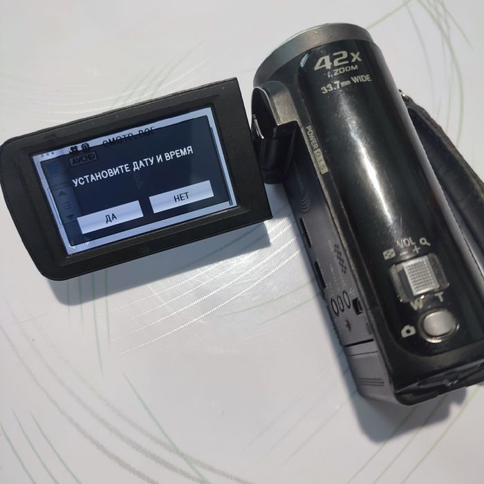 Видеокамера HDC-TM80