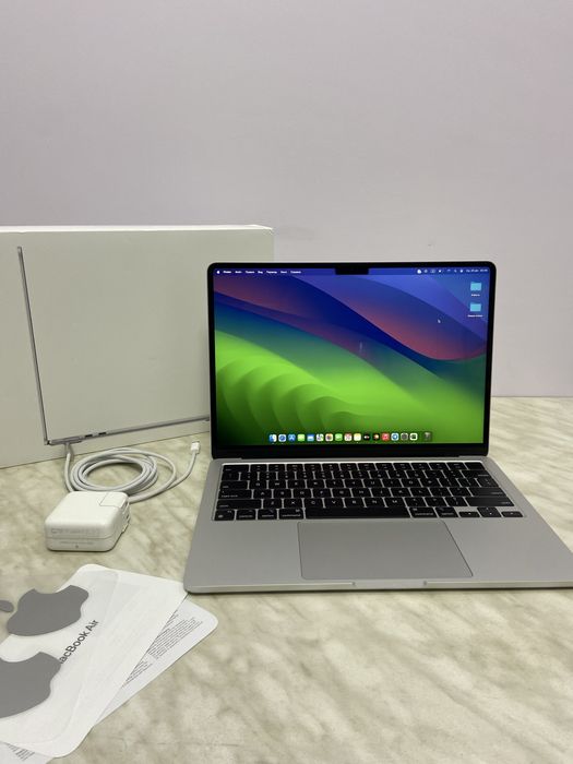 Apple Macbook air m2