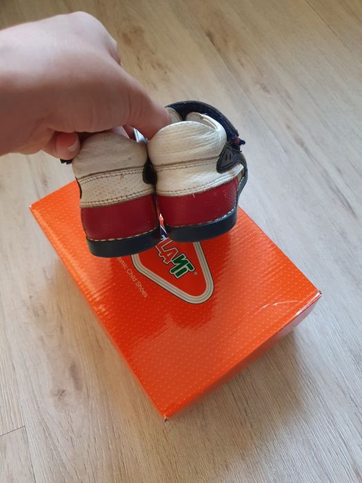 Tiflani,сандалии за 3000 тенге.