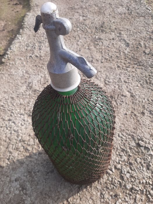 Продава се сифон