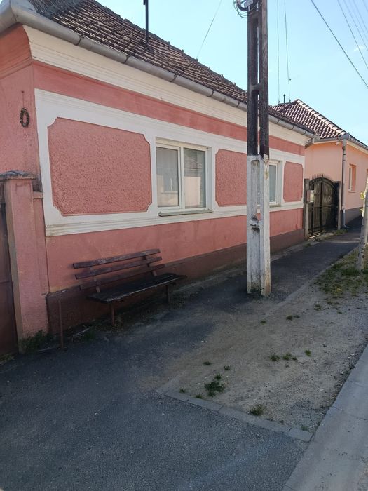 Casă de vanzare în Lipova 756mp