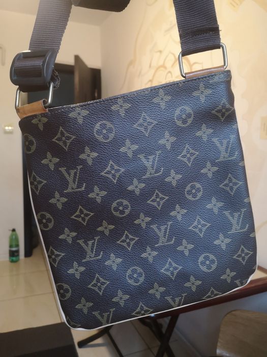 Geantă maro de umăr