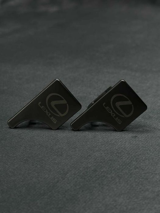 Мини-заглушка ремня для Lexus от «Sevenway»