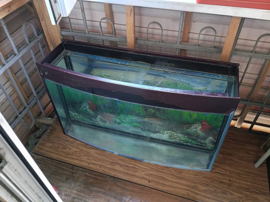 Продам аквариум 300 литров