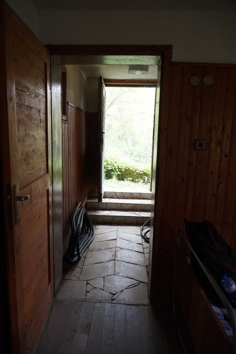 Къща село Белица, махала Бойчиновци, Община Ихтиман, Софийска област