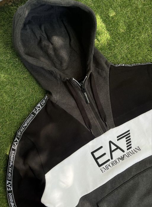 Горнище Emporio Armani XL