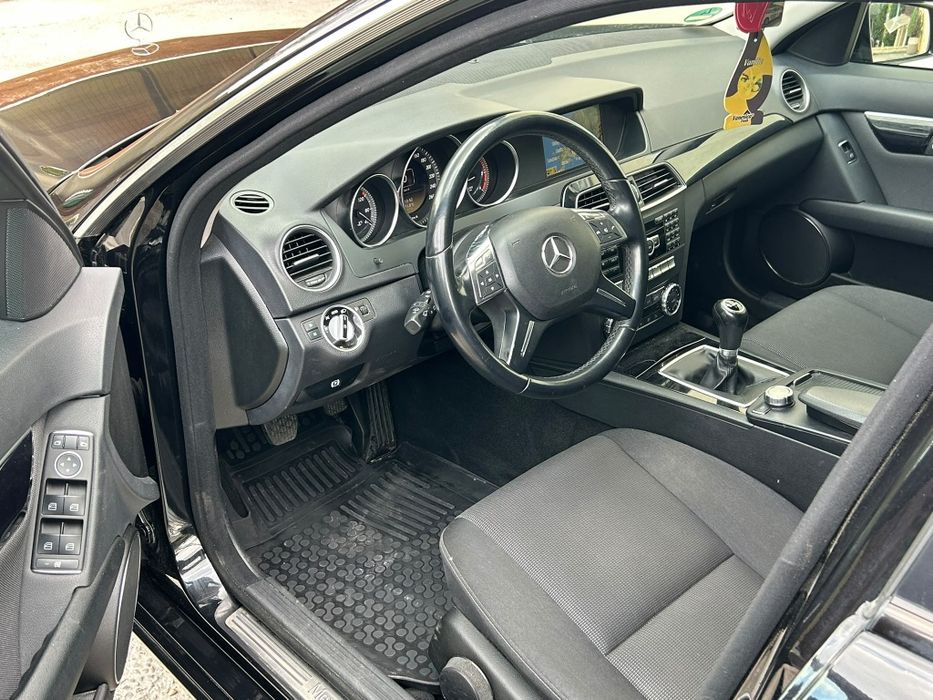 Mercedes Benz C Class 2011 Avangarde  euro5 Webasto cu telecomanda