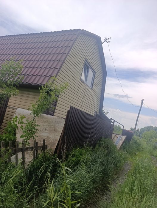 Продам домик на разбор