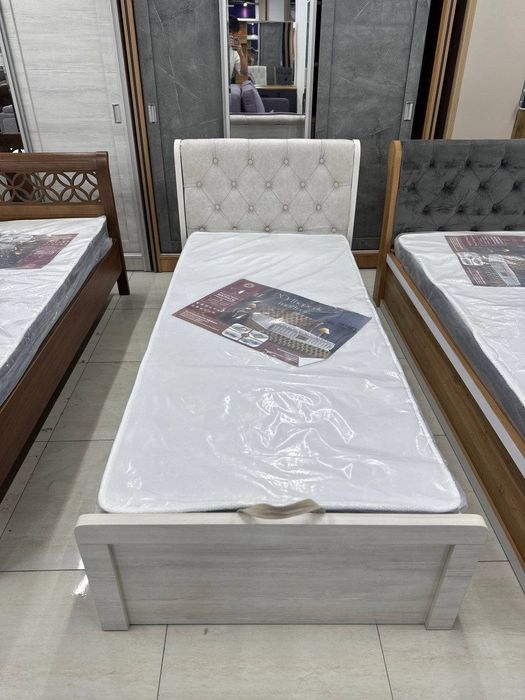 Кровать односпальная с механизмом сундук от производителя.