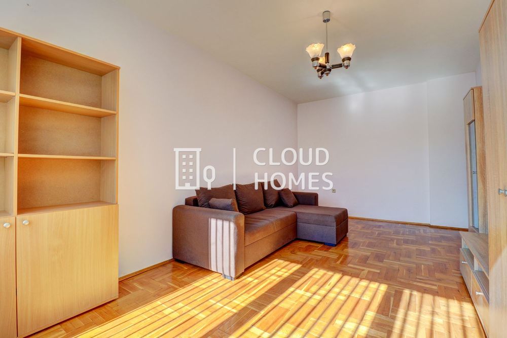 Продава се Двустаен апартамент в София, Гео Милев - 5871 кв.м за 21 €/кв.м - Снимка #1