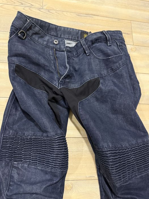 Vand echipament moto geaca DAINESE Outlaw Tex noua marimea 52 si pantaloni Spidi