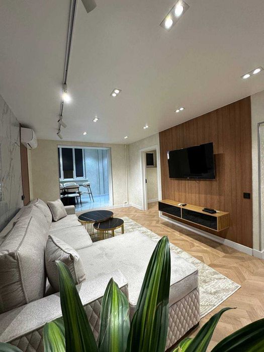 Квартира на сутки люкс в центре города 3в4 Ш. Руставели