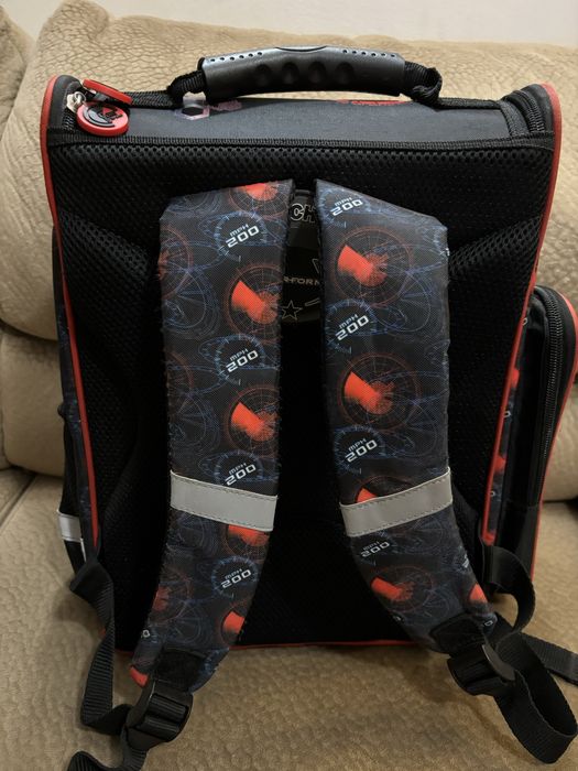 Раница за училище