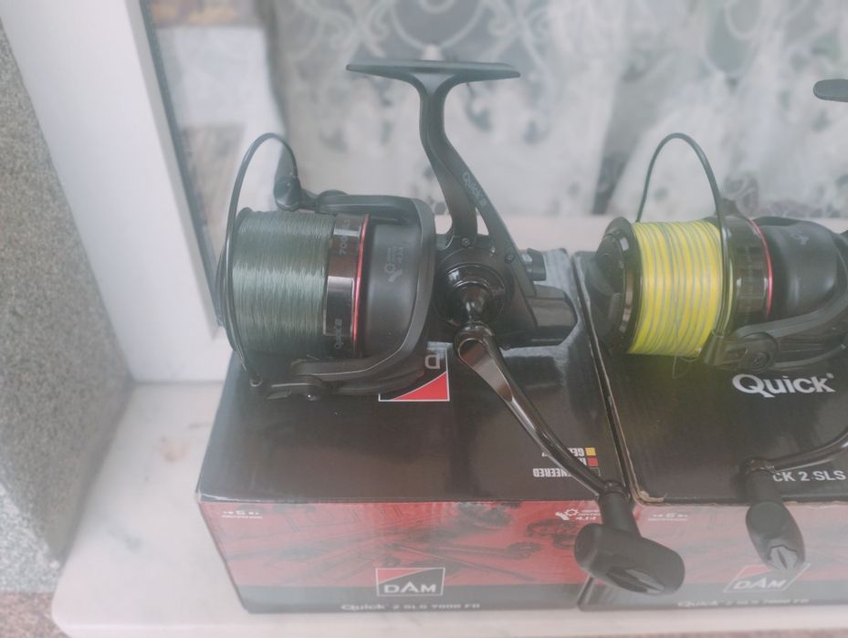 Vând mulinete dam quick 2 sls