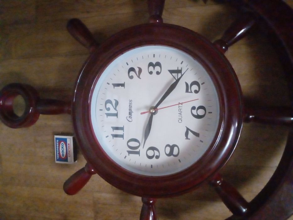 Часы якорь штурвал