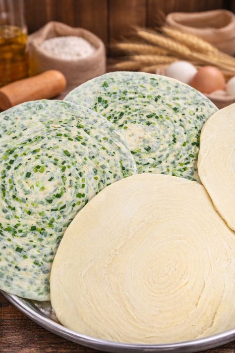 Qarsillama somsa, qatlama hamiri