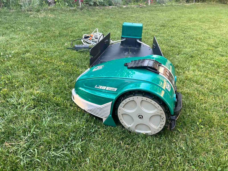 Косачка робот Ambrogio L30Deluxe