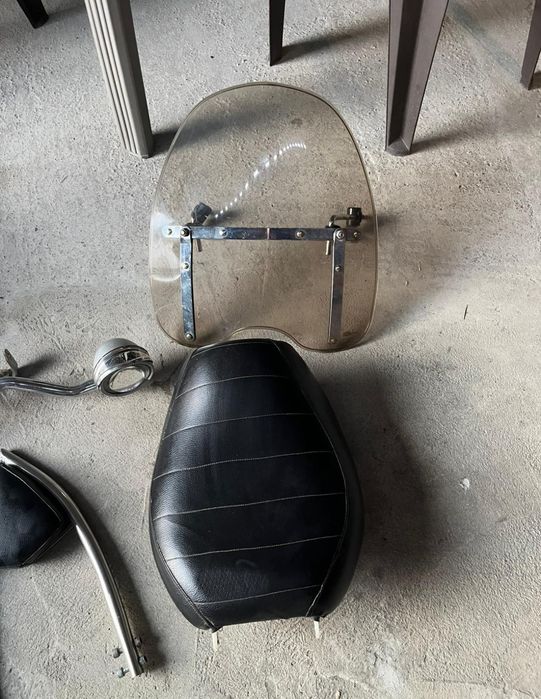 Dezmembrez Yamaha virago 535