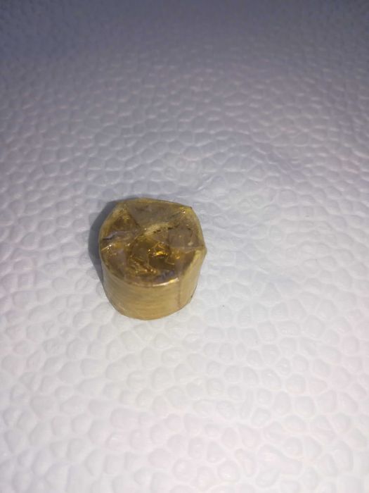 Продава се запечатани монети