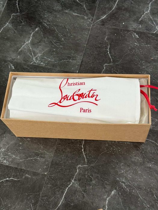 Christian Louboutin Чехфли нови!