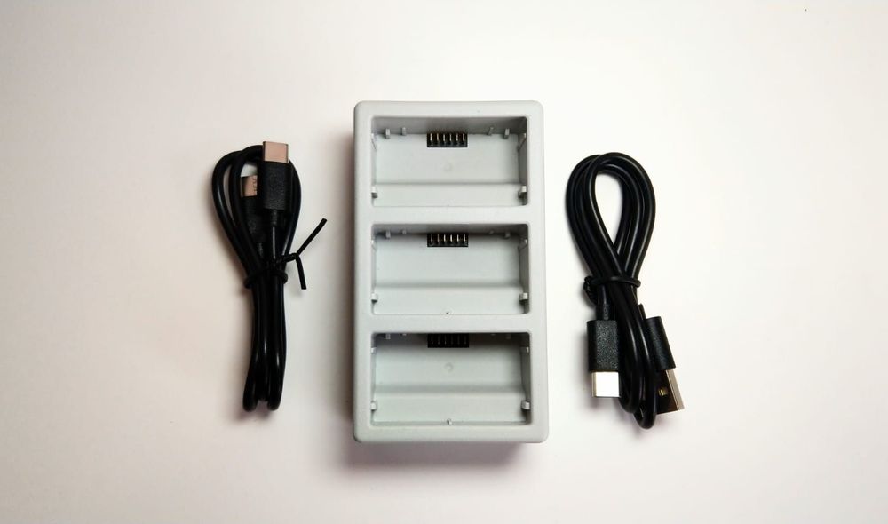 Дрон DJI Mini 4 Pro Fly More Combo Plus (DJI RC 2) белый