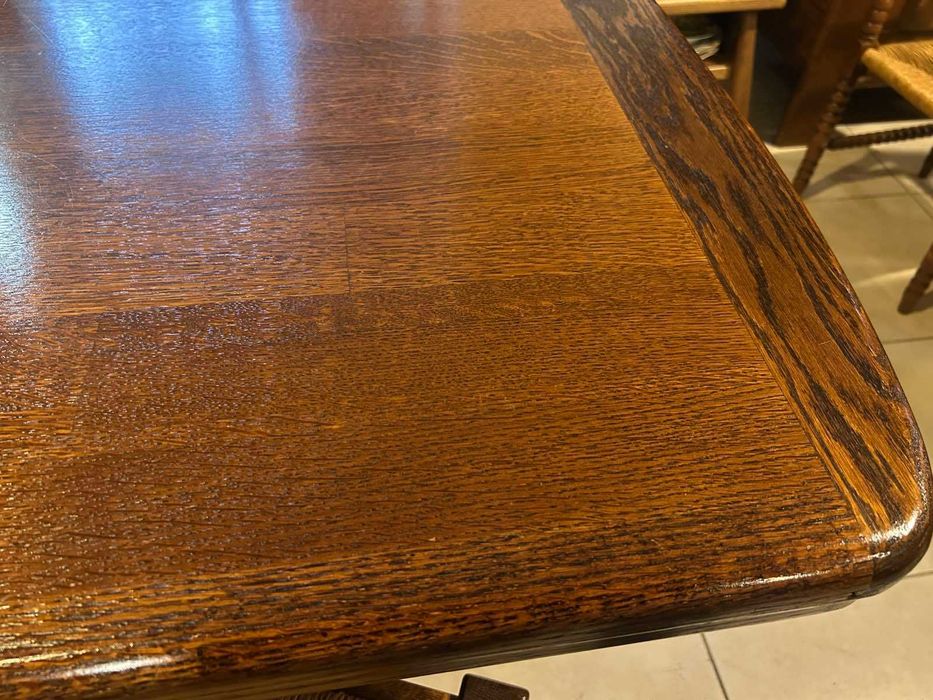 Масивна маса с 6 стола Холандия