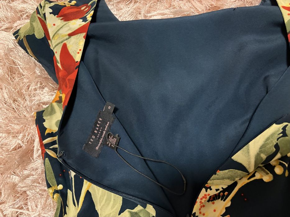 Рокля Ted Baker - размер хс