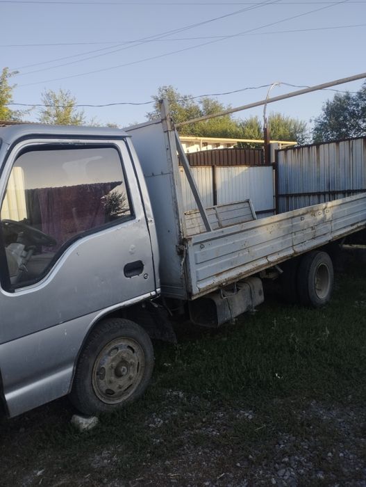 Грузовик с работой