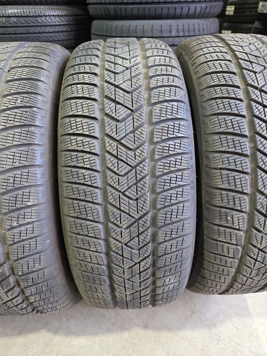 235/55/19 PIRELLI 4бр