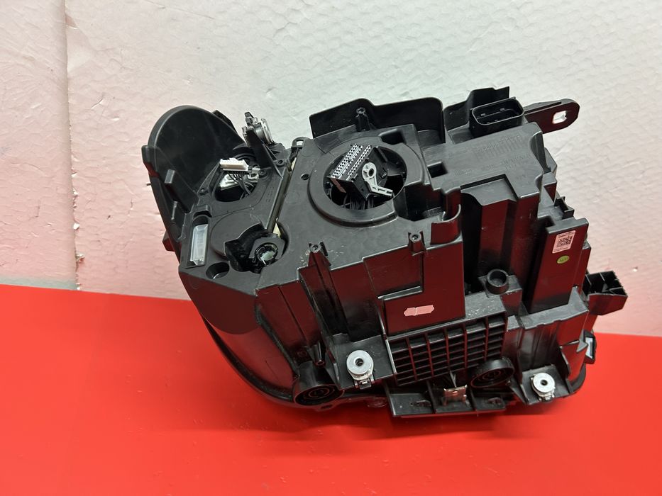 Far faruri bmw X1 F48 LCI full led adaptiv 2019-2021 stanga