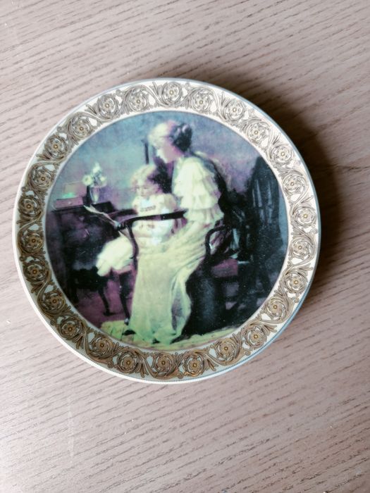 Сувенирные тарелочки!