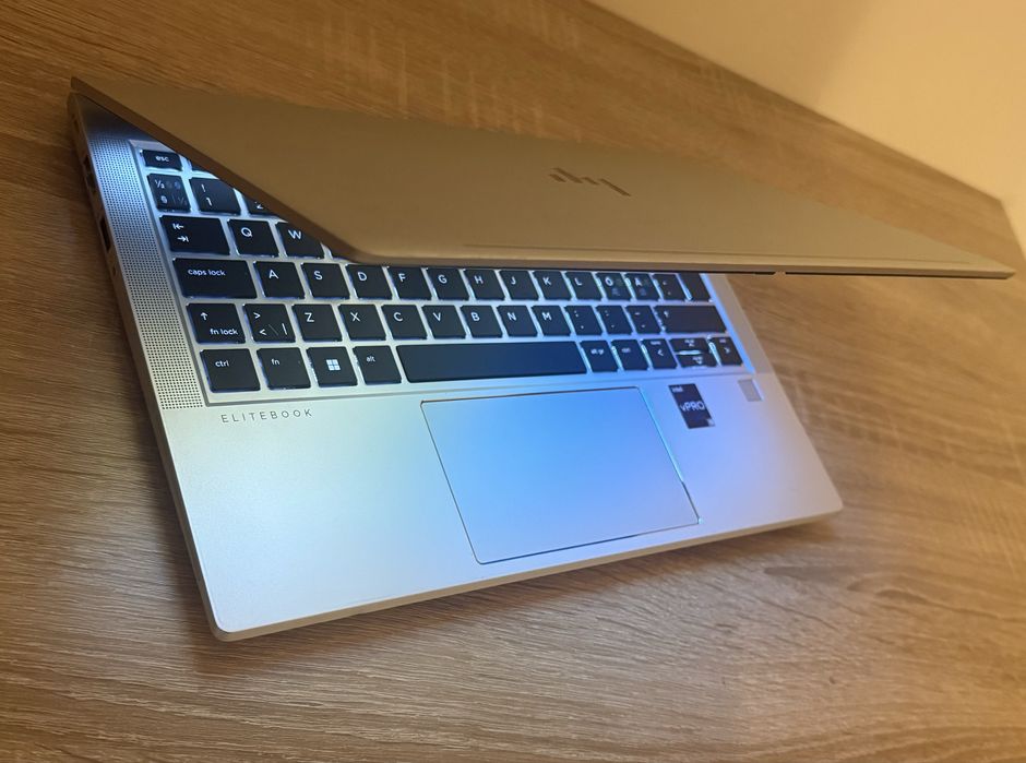 HP Elitebook 630 G9 CA NOU ! i5 12th 16GB ram 256GB ssd