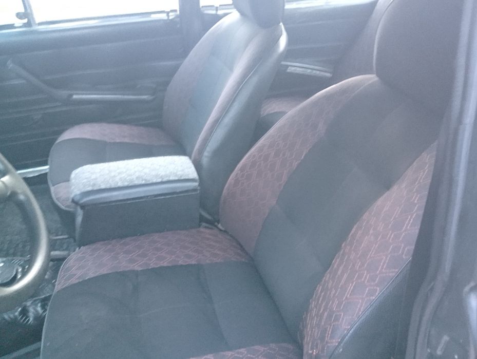 Сотилади ваз 2106