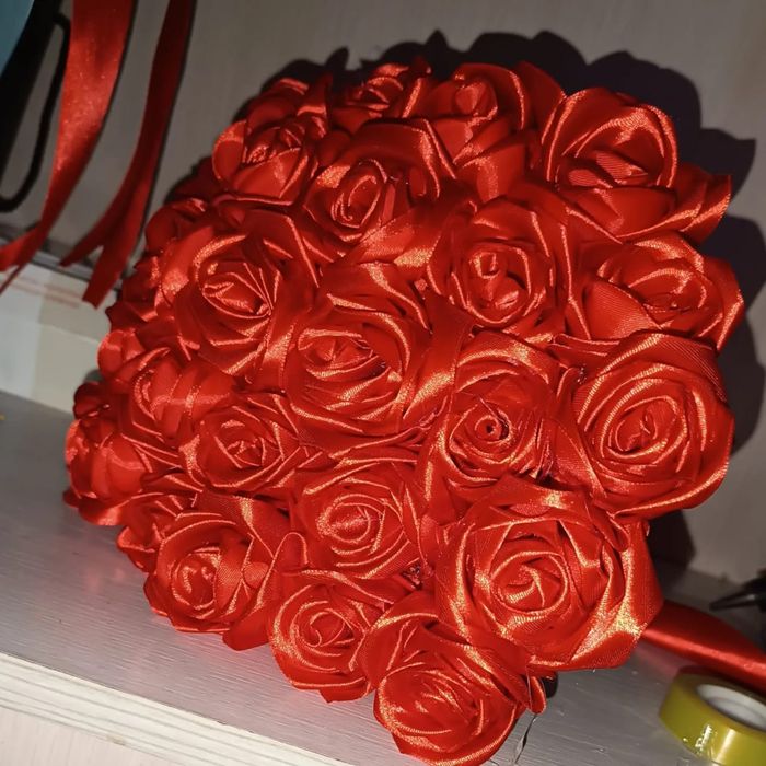 Цветы из ленты ручной работы