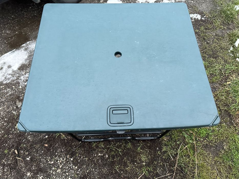 Продавам масичка за Хонда ЦРВ