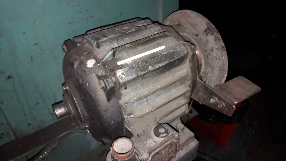 Наждаки настольные