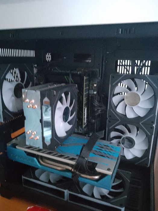 Pc gaming nou perfect merg toate jocurile !!