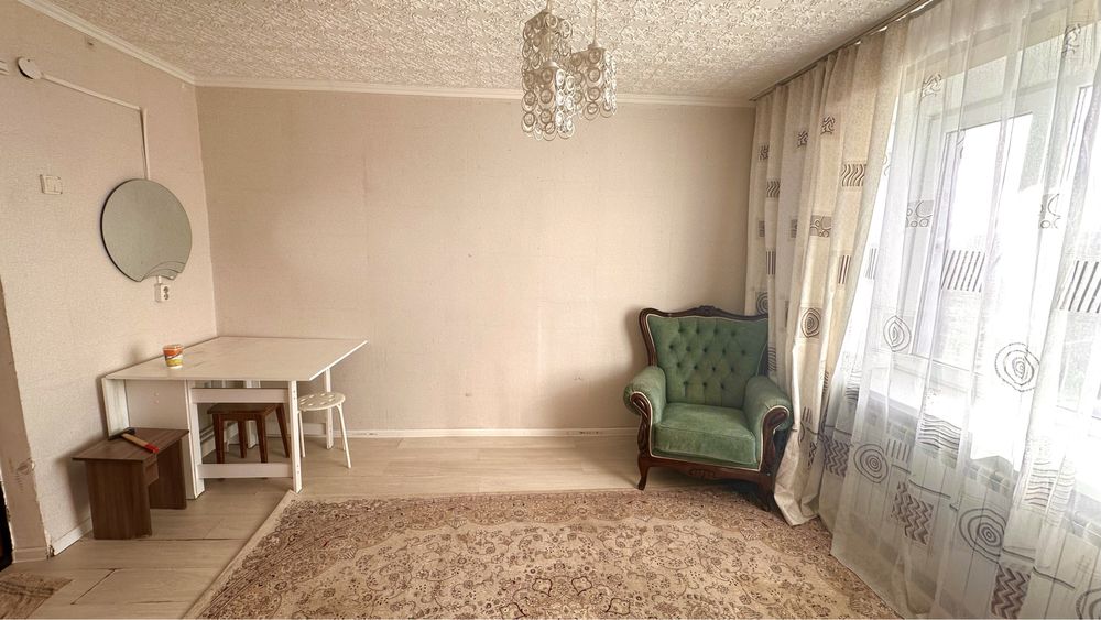 Продам кресло б/у за 10.000 тенге.