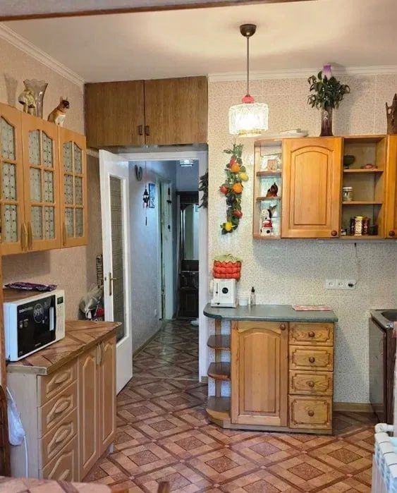 Срочно! Квартира на Ц-4! 1в2/2/4