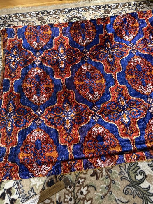 Бахмал сотилади .