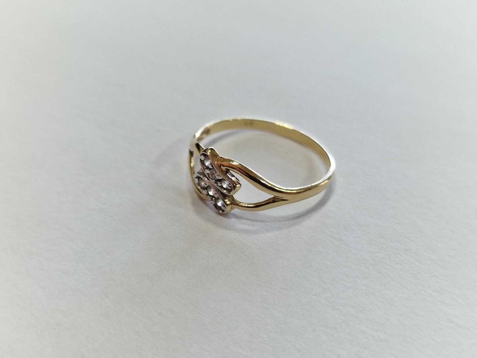 Дамски златен пръстен 14К 585 / 1,67 гр.