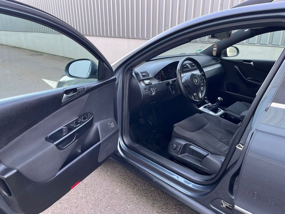 Vand Volkswagen Passat B6 An 2010 Euro 5 2.0TDI Bluemotion