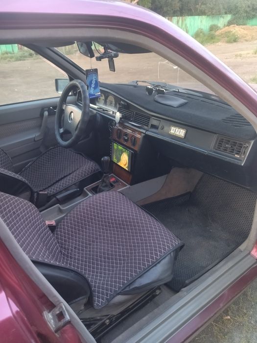 Продам мерседес 190