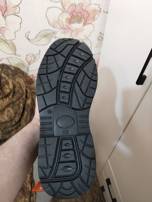 Продам рабочие сапоги